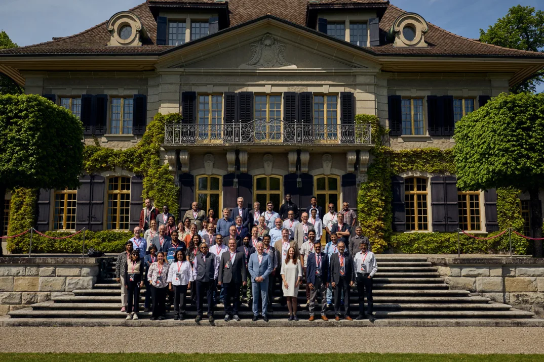 Group picture Group photo of the participants in the AMR dialogue